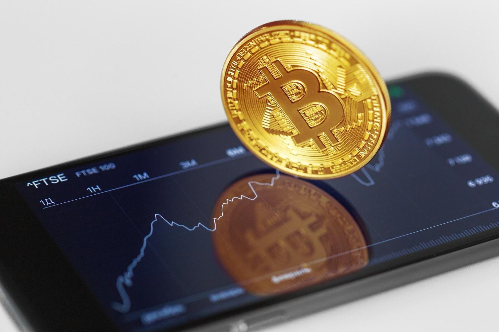 Подробнее о статье Пять причин купить Bitcoin