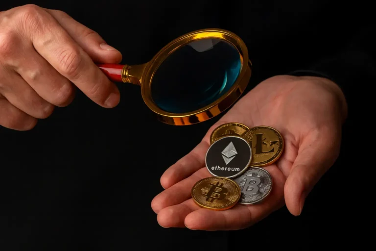 Как новичкам работать с криптовалютой в 2025 году: пошаговая инструкция